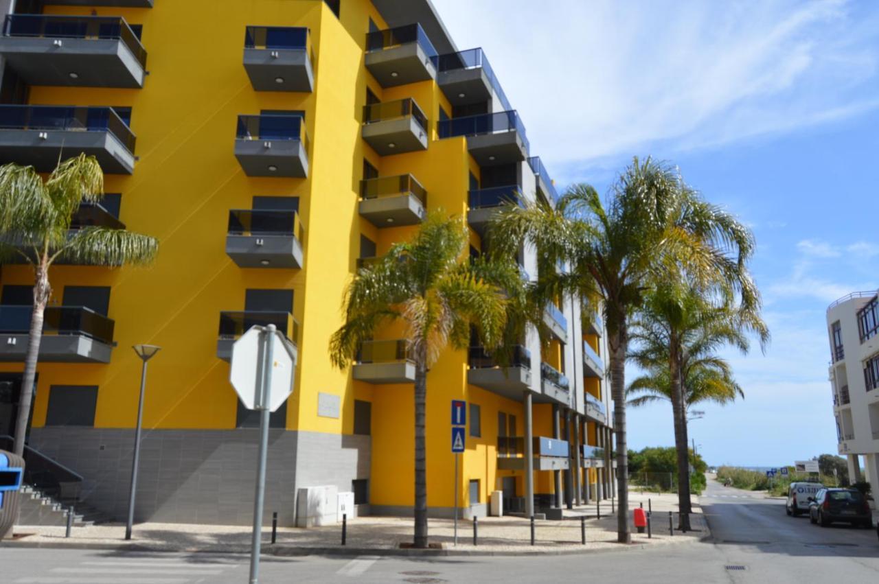 Apartamento Frente Ao Mar Com Piscina De Agua Salgada Quarteira Exteriér fotografie