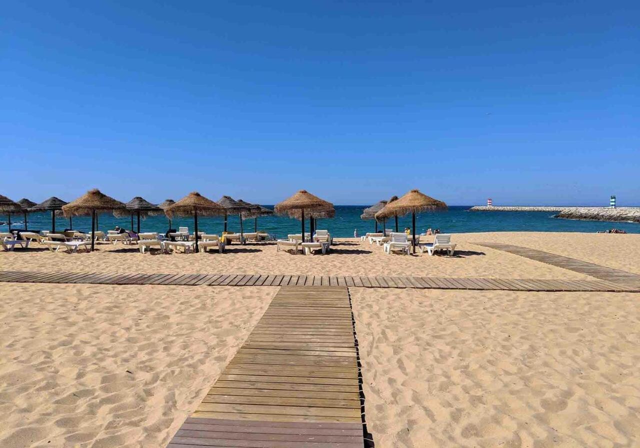 Apartamento Frente Ao Mar Com Piscina De Agua Salgada Quarteira Exteriér fotografie