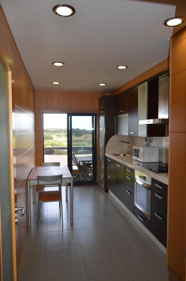 Apartamento Frente Ao Mar Com Piscina De Agua Salgada Quarteira Exteriér fotografie