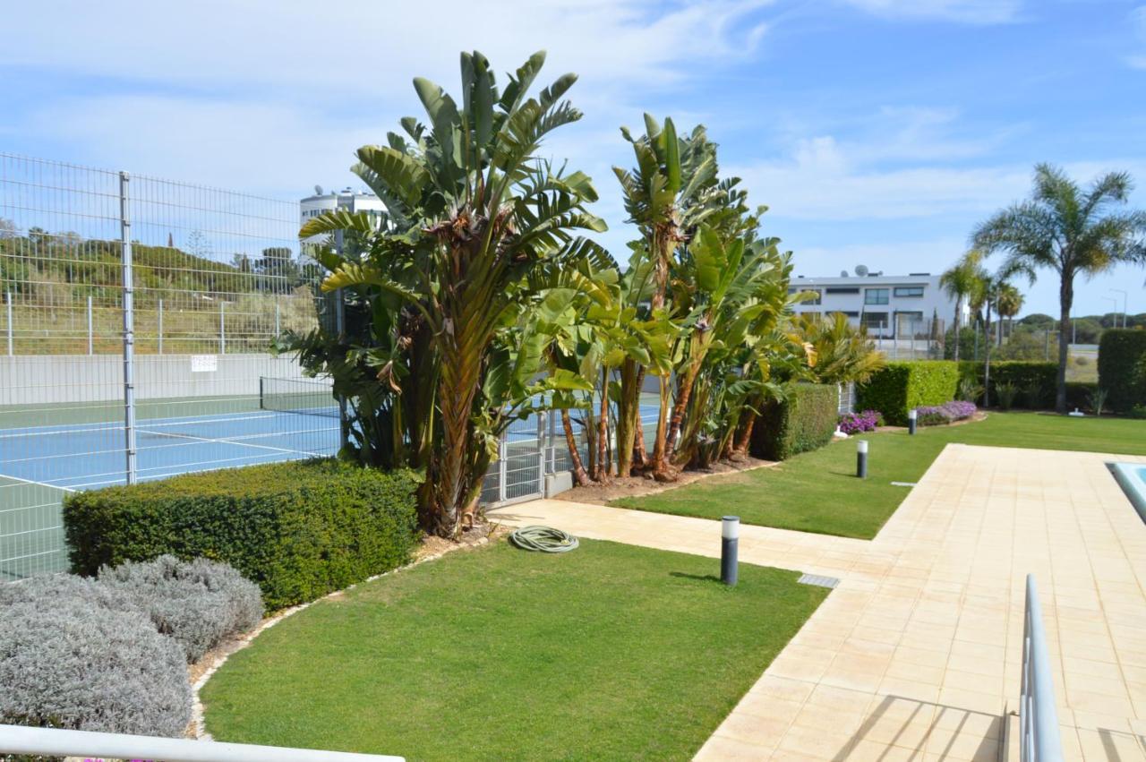 Apartamento Frente Ao Mar Com Piscina De Agua Salgada Quarteira Exteriér fotografie